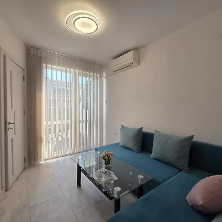 Apartment Iva's Cozy Loft Warna
