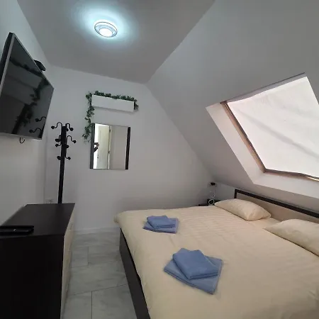 Iva's Cozy Loft Warna